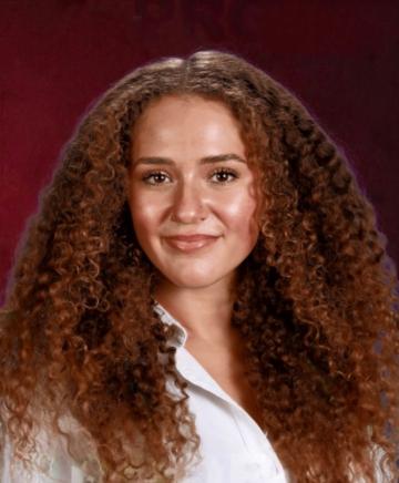 Raquel Reis headshot